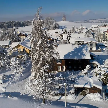 Hébergement de vacances Uriges Haus Im Gruenen