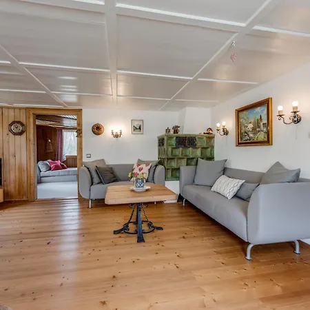Uriges Haus Im Gruenen * Grunenbach