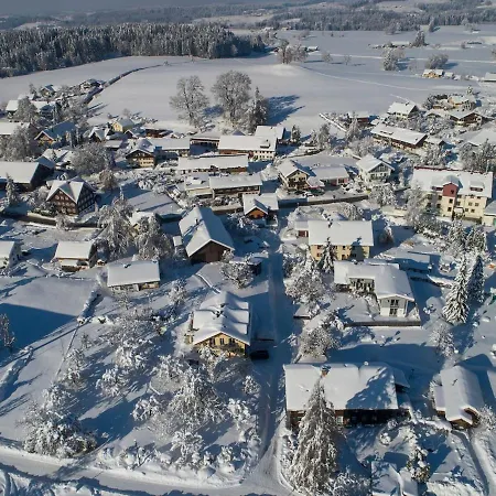 Uriges Haus Im Gruenen Hébergement de vacances Grunenbach