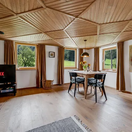 Uriges Haus Im Gruenen Casa vacanze Grunenbach