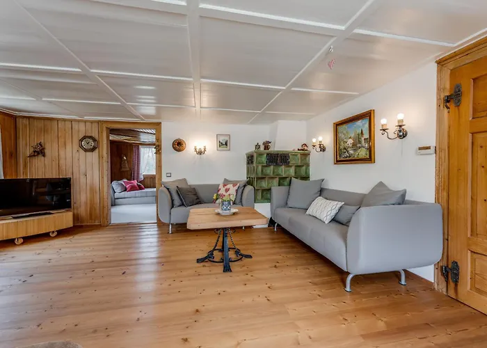 Uriges Haus Im Gruenen * Grunenbach